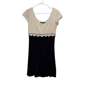 Vintage 90s All That Jazz Size S/M brown ivory Lace Trim Mini Dress